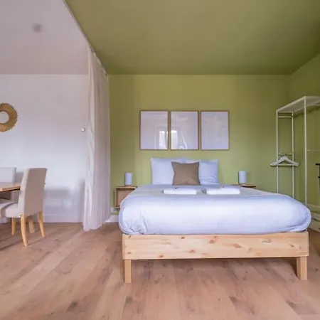 Elegant Bubble - Gare * Épernay