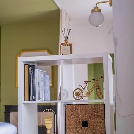 Elegant Bubble - Gare Apartment