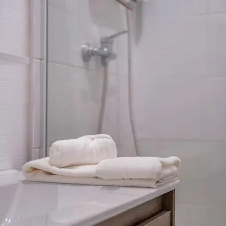 Elegant Bubble - Gare Lägenhet