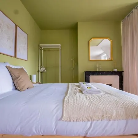 Elegant Bubble - Gare Apartment